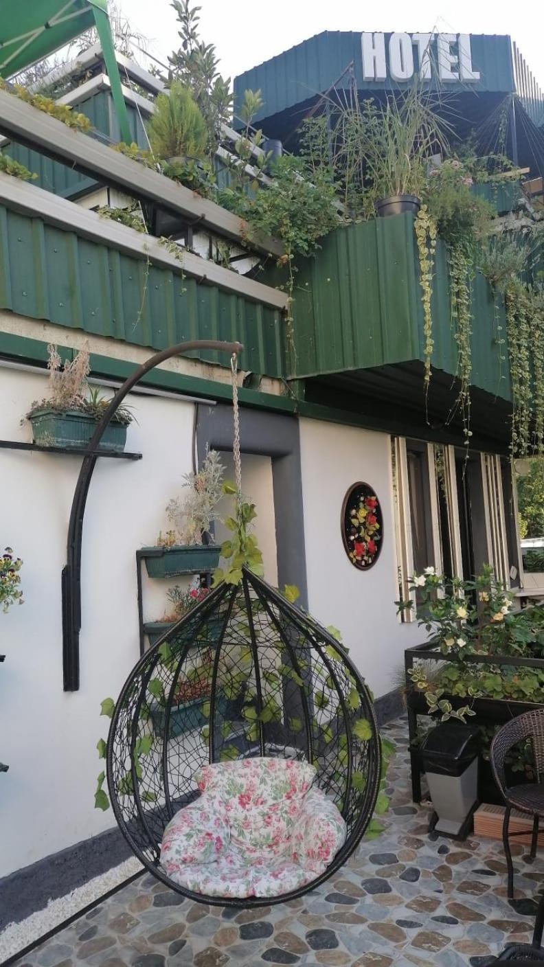 Kai Hotel Bar Тбілісі Екстер'єр фото