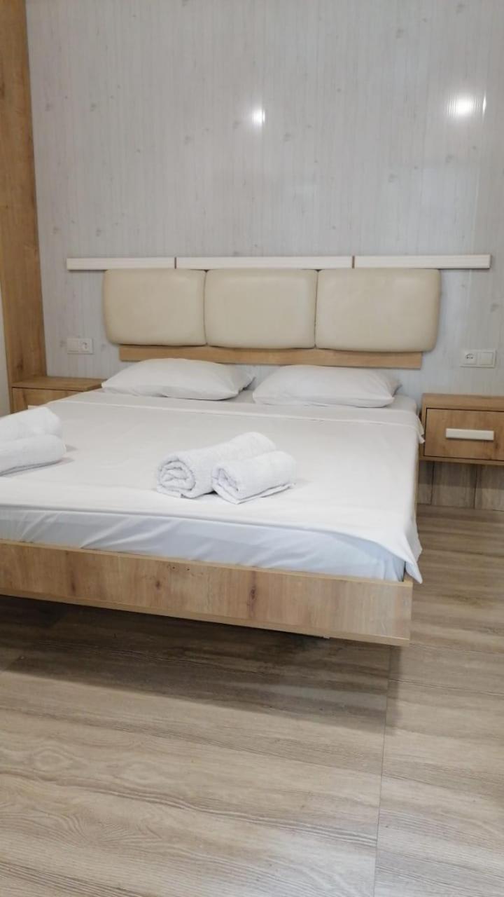 Kai Hotel Bar Тбілісі Екстер'єр фото